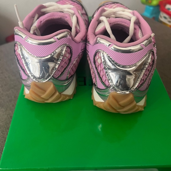 Bottega - Picture 2 of 8